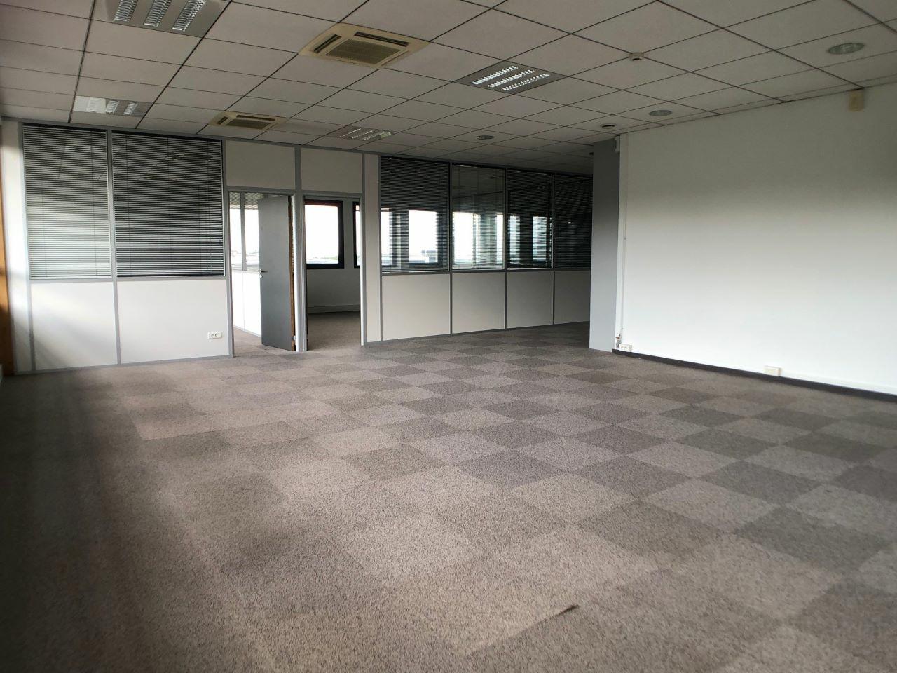 Bureau Saint-Priest 1910m² Location bureau Saint-Priest Rhône OLBUR2108959 9